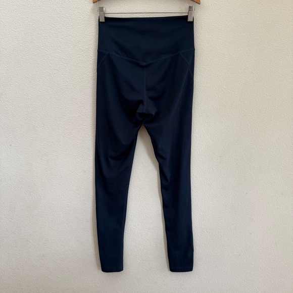 Girlfriend Collective Compressive High Waisted Legging in Midnight Size Small - Picture 6 of 6